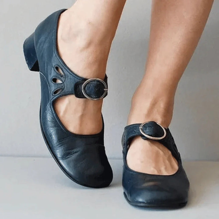 Selmira | Vintage Mary Jane Shoes