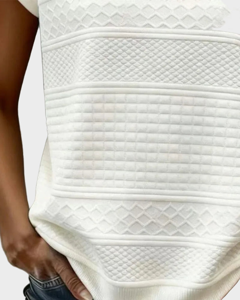 Vanilla | Short Sleeve V-Neck Buttoned T-Shirt with Cable Pattern